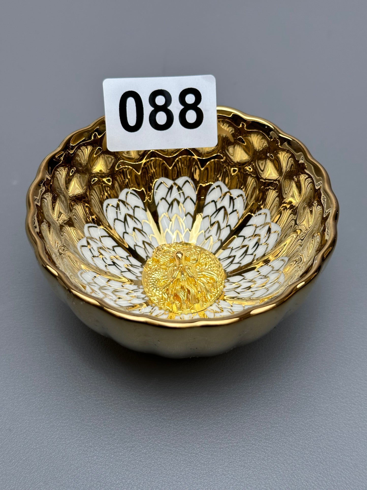 Golden lotus flower cup（088）