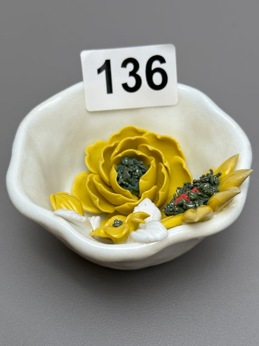 Sunflower cup（136）